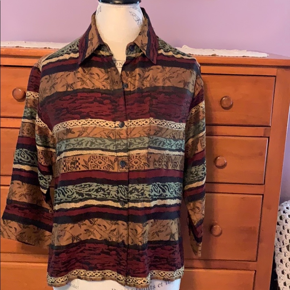 Chico’s Design sz 0 (sm) button down top